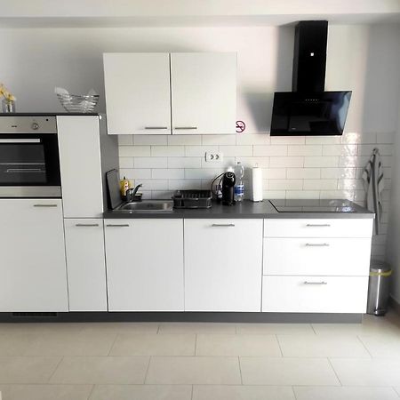 Apartment Jacky Ровин Екстериор снимка
